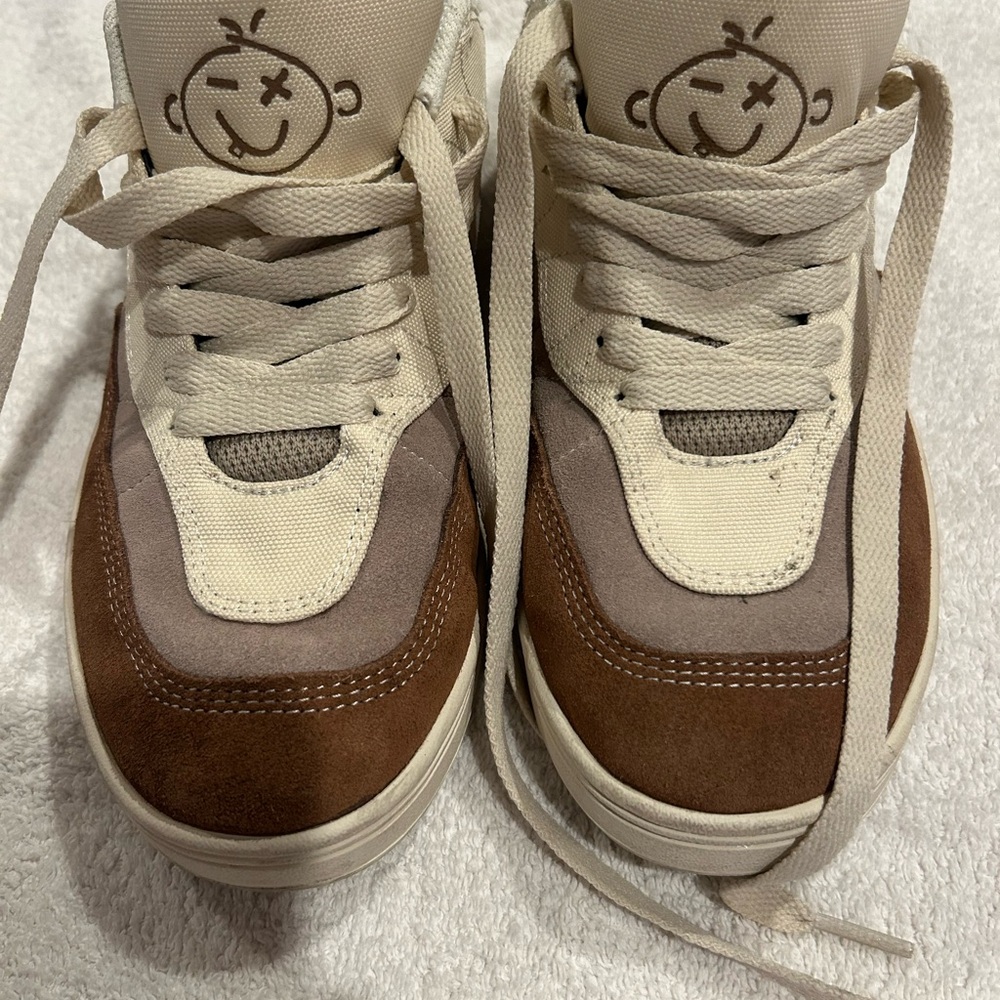 Brown and Cream Etnies Sneakers 1009